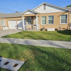 727 W  Maple Ave, Orange, CA 92868