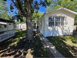 349 W  Green Meadows Ave SE, Grand Rapids, MI 49548