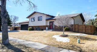 3606 Overlook Dr, Bismarck, ND 58503