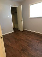 1429 Hillside Dr, College Station, TX 77845