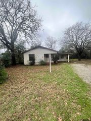 913 Crosby St, Tyler, TX 75701