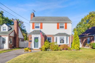 163 Herman Boulevard, Franklin Square, NY 11010
