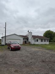 5200 Mayville Rd, Silverwood, MI 48760