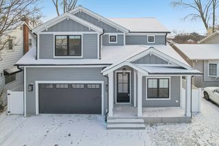 1411 N  Dunton Ave, Arlington Heights, IL 60004