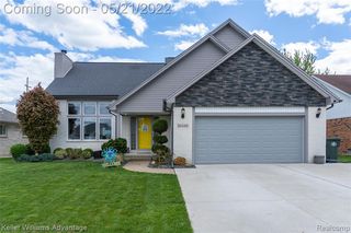 28688 Wales Dr, Chesterfield, MI 48047
