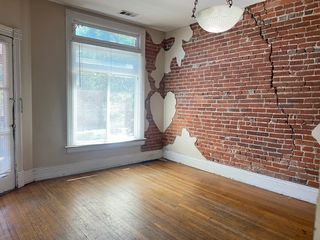 2261 N  High St, Denver, CO 80205