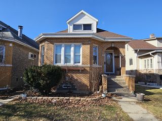 2632 N  Oak Park Ave, Chicago, IL 60707