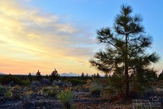 18918 Ridgeline Dr, Bend, OR 97703
