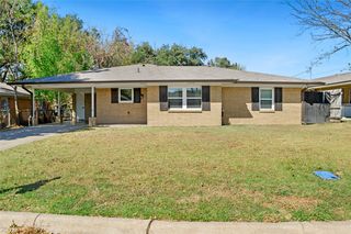 216 Fairmont Ave, Corsicana, TX 75110