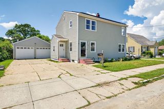 89 Cornell St, New Bedford, MA 02740
