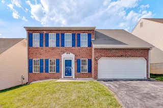 6940 Linn Dr, Roanoke, VA 24019