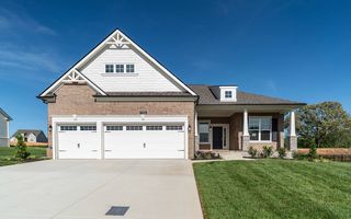 7705 Woodford Dr, Fairview, TN 37062