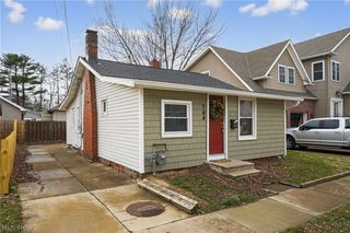 164 E  317th St, Willowick, OH 44095