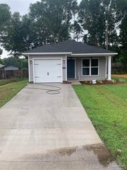 4042 Floridatown Rd, Pace, FL 32571