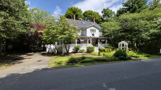 45 Stearns Rd, Ogunquit, ME 03907