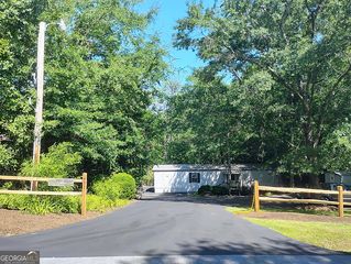 451 N  Leroy Rd, Seneca, SC 29672