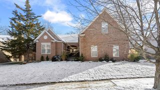 7989 Fawnwood Dr, Indianapolis, IN 46278