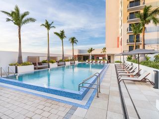 201 17th St S #1-209, Saint Petersburg, FL 33712