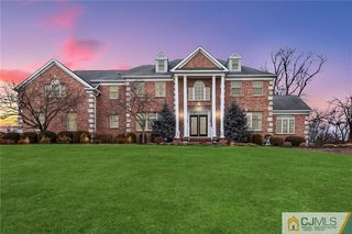 509 Barton Ln, Neshanic Station, NJ 08853