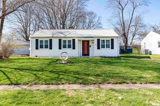 305 Lincoln Rd, Marquette Heights, IL 61554