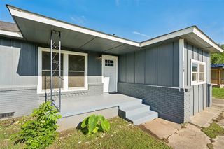 118 S  Clark St, Meeker, OK 74855