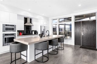 8925 W  Flamingo Rd #325, Las Vegas, NV 89147