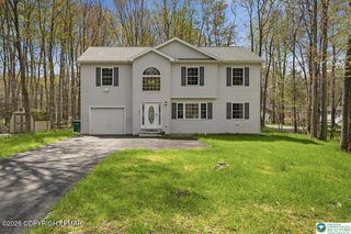 4539 Briarcliff Ter #65, Tobyhanna, PA 18466