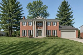 8365 Squirrelridge Dr, Cincinnati, OH 45243