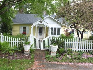 441 E  1st St, Pentwater, MI 49449