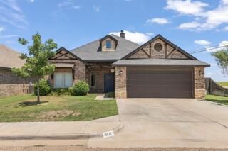 1131 17th St, Shallowater, TX 79363
