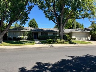 409 Fleetwood Dr, Modesto, CA 95350