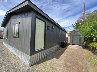 3800 W  6th St #34, The Dalles, OR 97058