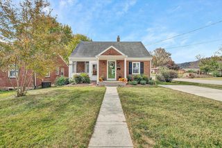 125 Lake Ave, Salem, VA 24153