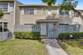 55 SW 3rd St, Pompano Beach, FL 33060