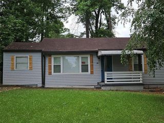 4153 Lindsey Dr, Decatur, GA 30035