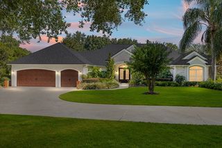 2781 Glen Hollow Way, Lady Lake, FL 32162