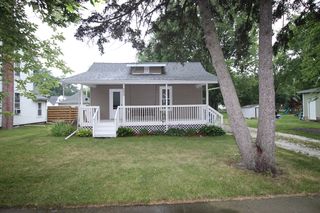 209 N  School St, Minier, IL 61759