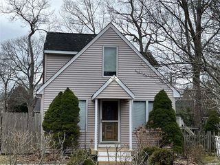 84 Aspen Road, Mastic Beach, NY 11951