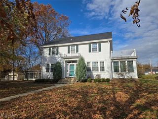 450 E  Broadway Ave, Girard, OH 44420