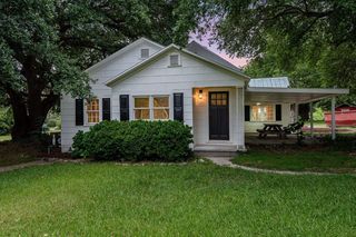 113 Clayton Rd, Angier, NC 27501