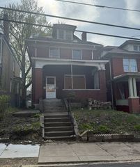 3137 Landis St, Pittsburgh, PA 15204