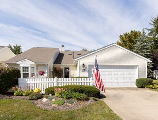 848 Knightsbridge Dr, Akron, OH 44313