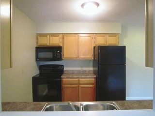 116 Newbury Hollow Ln #12102, Syracuse, NY 13210
