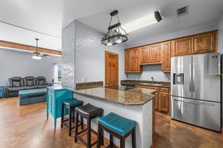 385 Trojacek Rd, Ennis, TX 75119