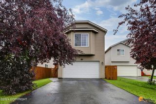 6230 Rose Hip Cir, Anchorage, AK 99519