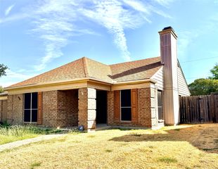 923 Binbrook Dr, Mesquite, TX 75149