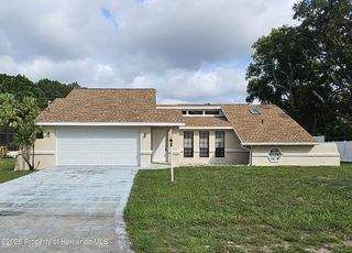 5074 Freeport Dr, Spring Hill, FL 34606