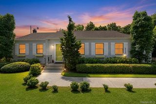 241 Riverside Drive, Riverhead, NY 11901