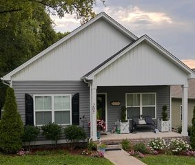 207 N  Walnut St, Springfield, TN 37172