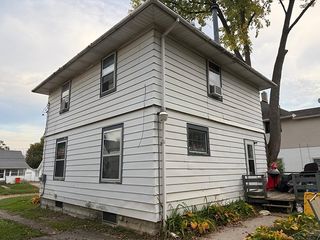 1612 3rd St, Jackson, MI 49203